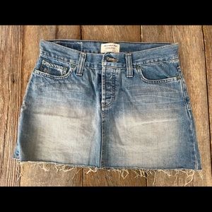 ABERCROMBIE & FITCH Jean skirt, mini. 6US